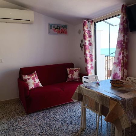 Vista Mare Apartment เชฟาลู ภายนอก รูปภาพ